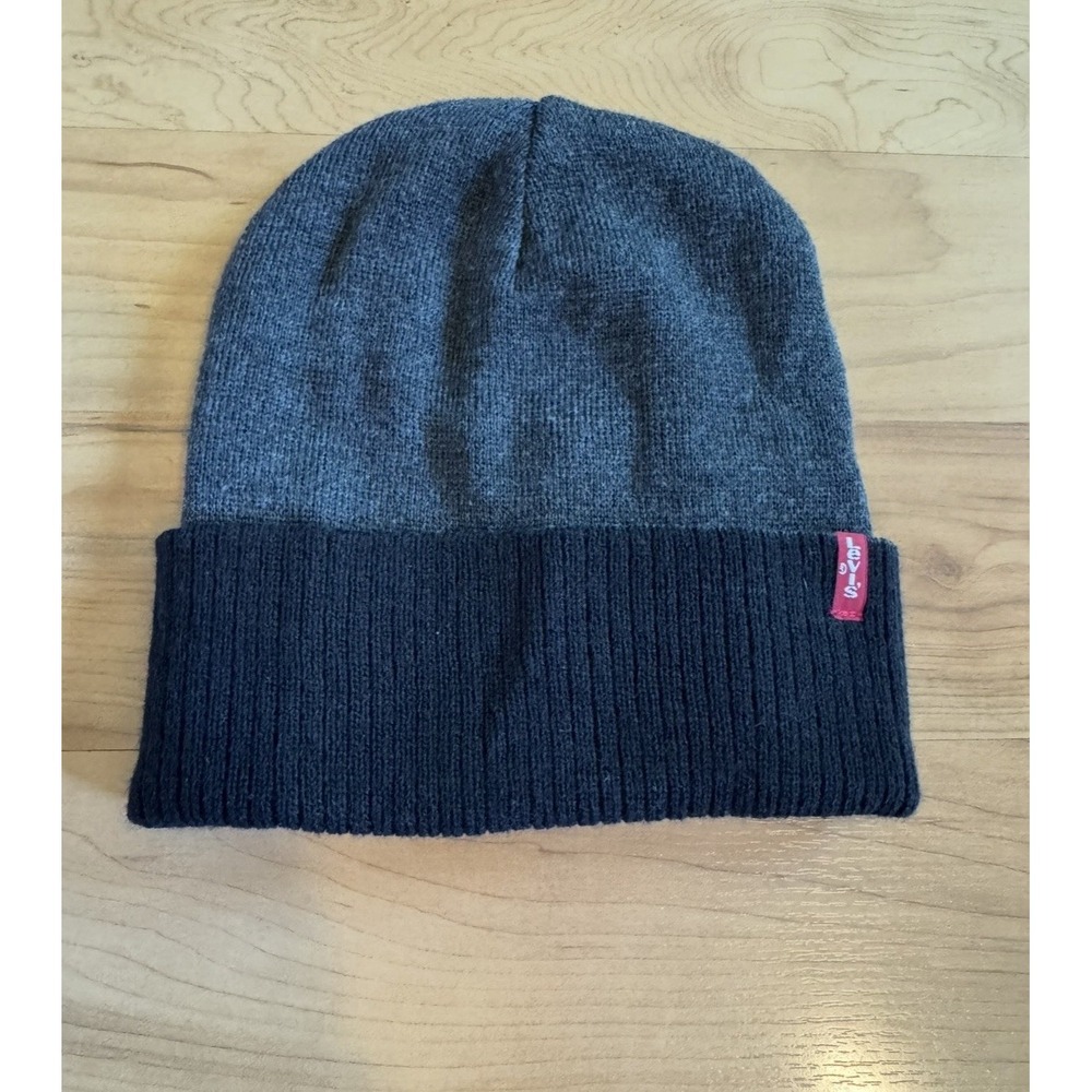 Levi's Two Tone Cuffed Knit Beanie Black Charcoal Gray Logo Unisex